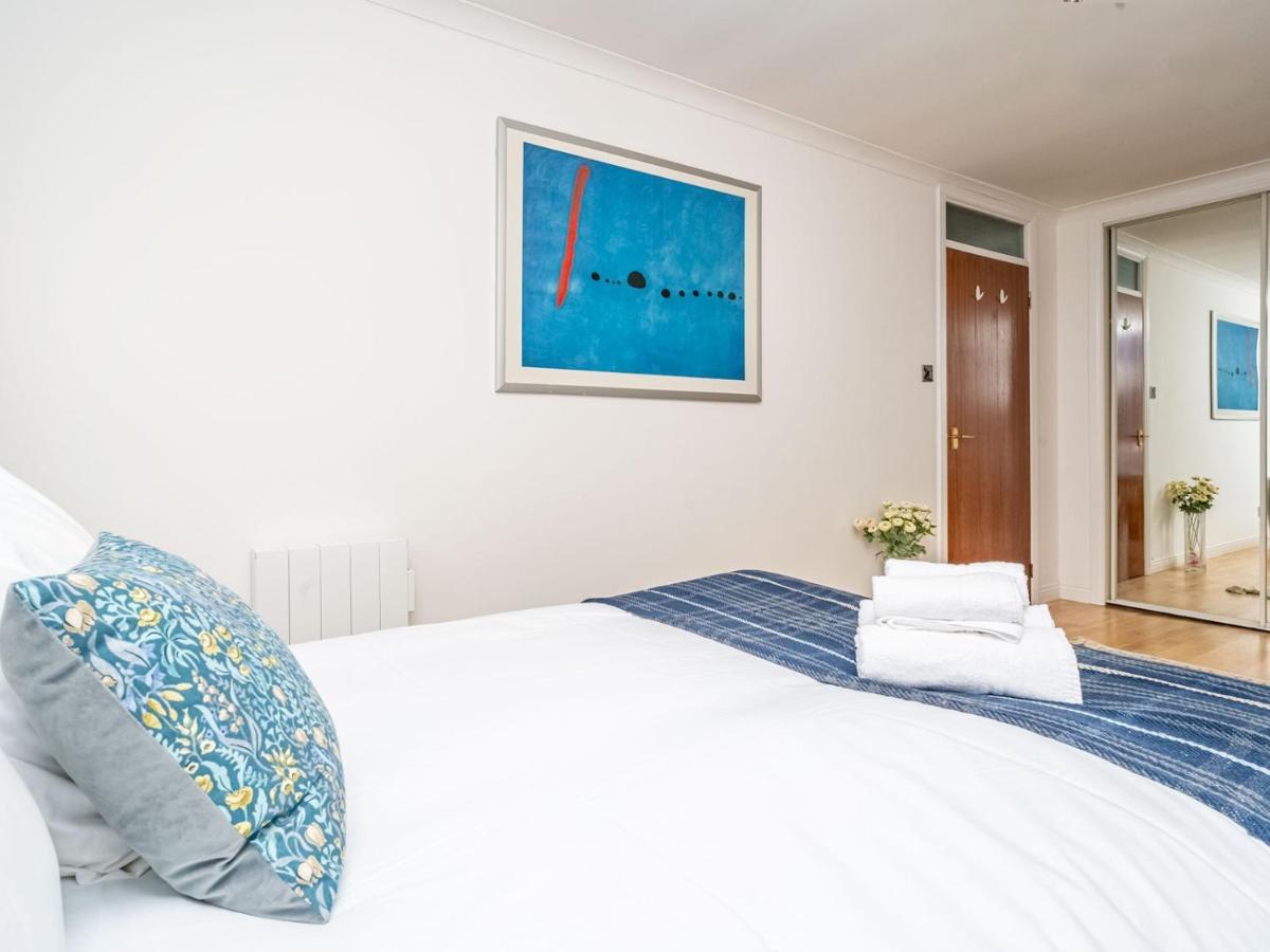 Appartement Pass The Keys Stunning Flat With Sea View And Parking à Édimbourg Extérieur photo